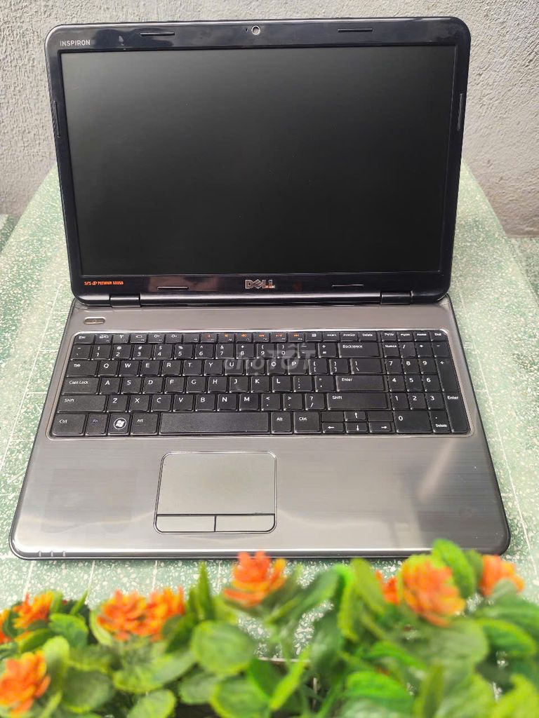 Laptop Dell Inspiron N5010 15.6inCore i3 Ram 4gb