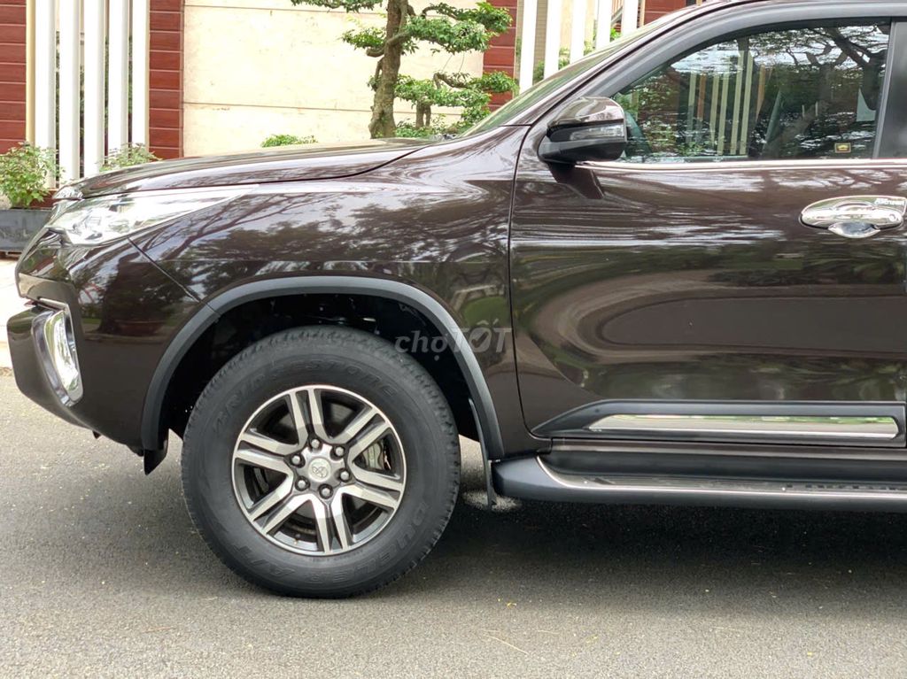 Chỉ với 82.0000.000, TOYOTA FORTUNER, máy dầu 2019. Mua bán Ô tô tại Quận 7 Tp Hồ Chí Minh được đăng bởi Used Car Trung Kiên hình 9