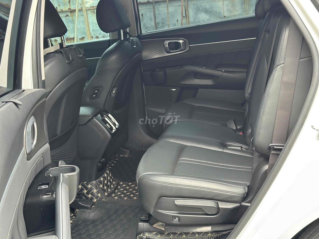 Kia Sorento 2022 - 30000 km. Mua bán Ô tô tại Quận 12 Tp Hồ Chí Minh được đăng bởi F2Auto hình 15