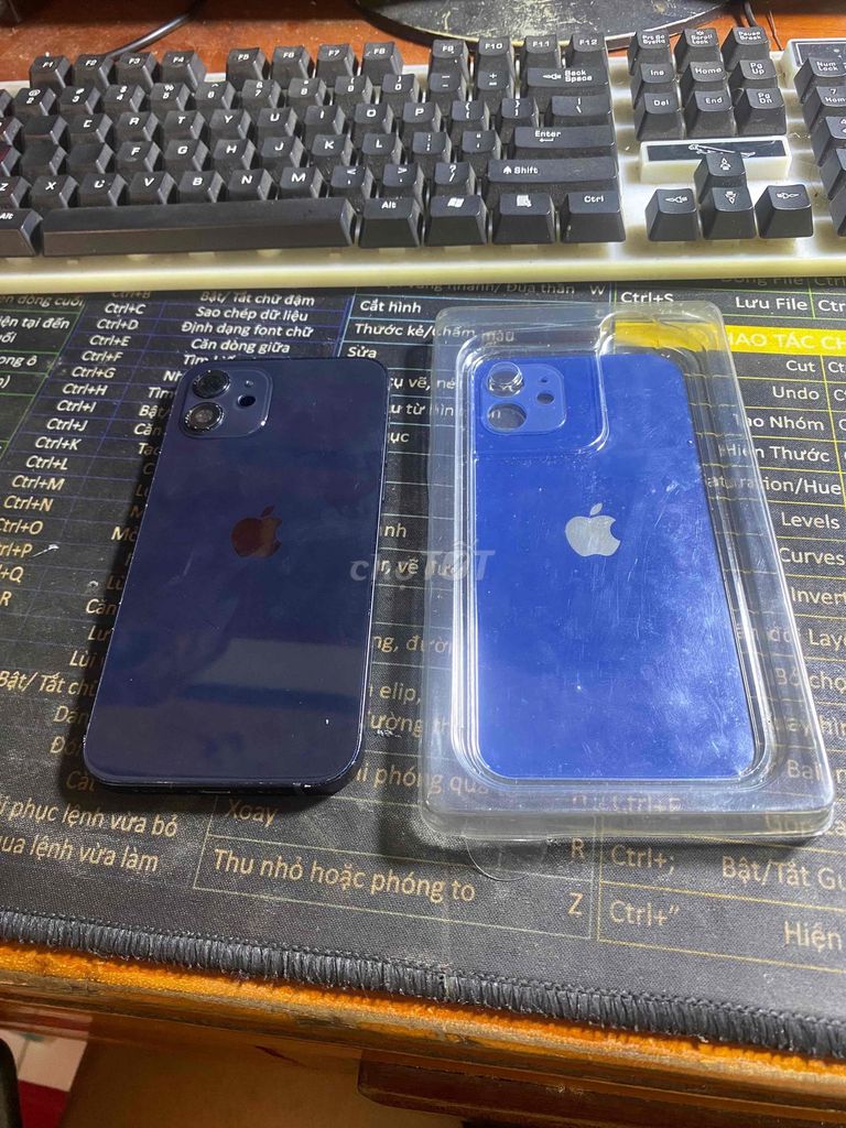 vỏ iPhone 12 xanh đen, kính lưng. Mua bán Linh kiện (RAM, Card...) tại Huyện Lộc Ninh Bình Phước được đăng bởi Nhân Dayy hình 1