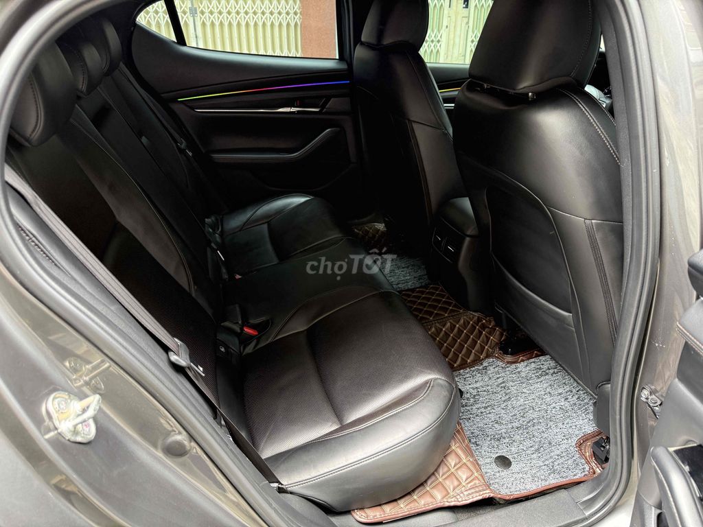 Mazda 3 2020 Sport 1.5L Premium Xám Titan. Mua bán Ô tô tại Quận 11 Tp Hồ Chí Minh được đăng bởi Thành Mazda  hình 17
