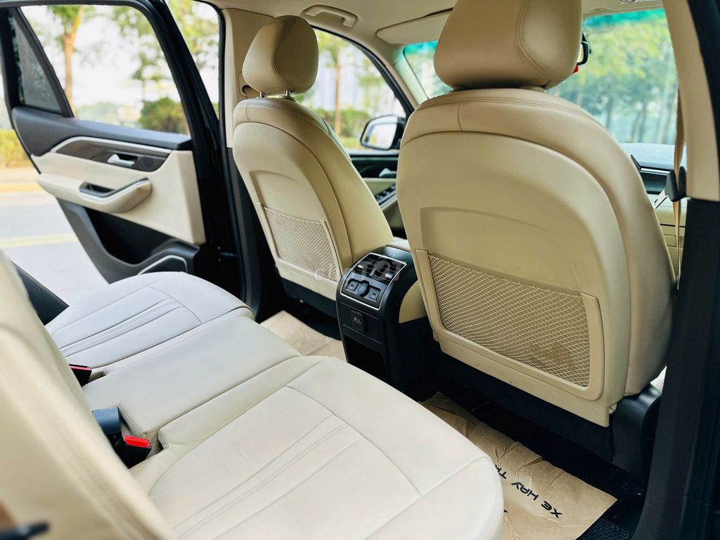 VinFast Lux SA Premium 2020 Đen 38000 km. Mua bán Ô tô tại Quận Bắc Từ Liêm Hà Nội được đăng bởi Nguyễn Văn Hoàng hình 3