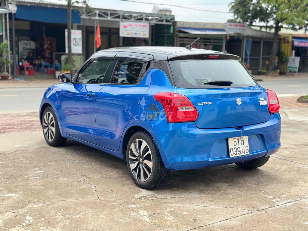 Suzuki Swift 2019 GLX 1.2 CVT - 60000 km. Mua bán Ô tô tại Thành phố Thuận An Bình Dương được đăng bởi Mr Đức hình 6