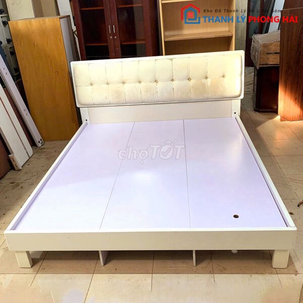 Thanh Lý Giường MDF 1m8 Cũ Ốp Nệm Đầu Giường