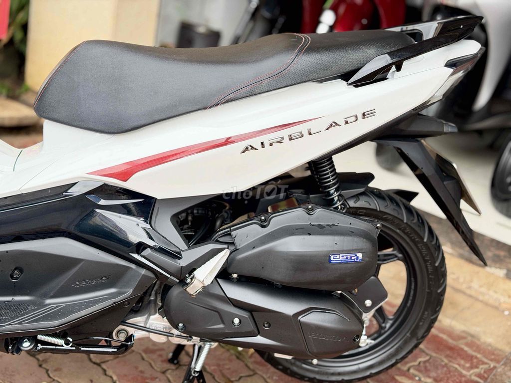 AB 2022 TRẮNG XE PHỐ KENG, MÁY ZIN ÊM. Mua bán Xe máy tại Thành phố Buôn Ma Thuột Đắk Lắk được đăng bởi CẦM ĐỒ TUẤN ĐẠT hình 8