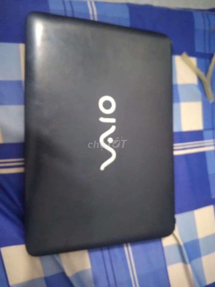 Sony SVF1421DSGB i3 8GB/128GB Vỏ xấu. Mua bán Laptop tại Huyện Krông Pắc Đắk Lắk được đăng bởi Tai Tran hình 1