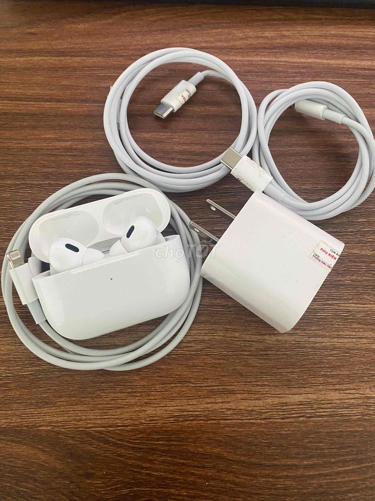 Em cần tiền bán gấp bộ sạc nhanh iPhone 199k tặng. Mua bán Phụ kiện (Màn hình, Chuột...) tại Thành phố Biên Hòa Đồng Nai được đăng bởi Tân Phùng hình 3