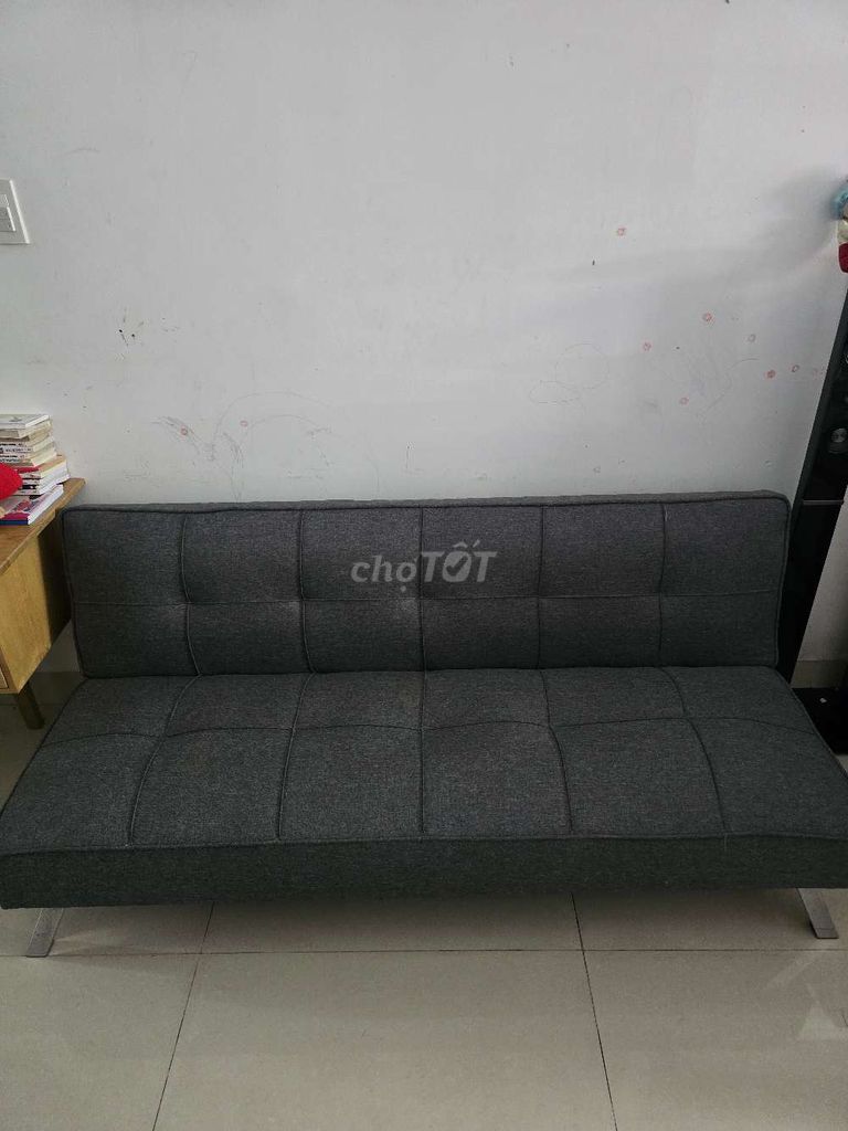 Ghế sofa giường 1m8 màu Xám. Mua bán Giường, chăn ga gối nệm tại Quận Sơn Trà Đà Nẵng được đăng bởi Do Van Sy hình 1
