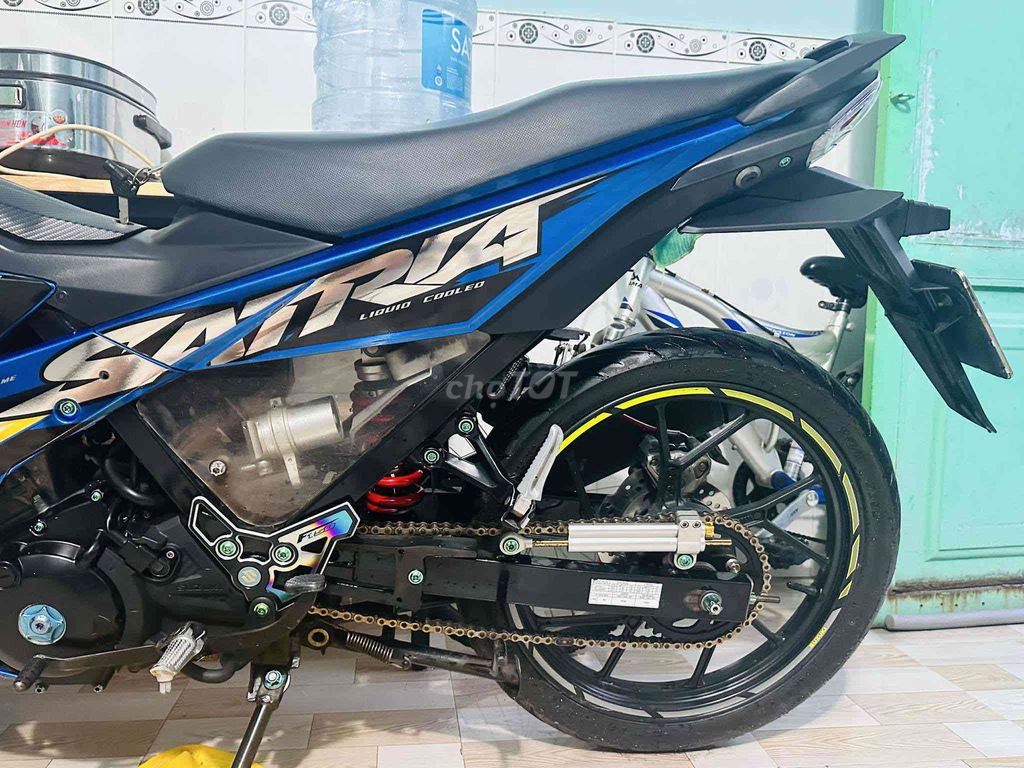 Satria dọn kiểng,còn full đồ zin. Mua bán Xe máy tại Quận Bình Thạnh Tp Hồ Chí Minh được đăng bởi Vũ Thị Bích Huyền hình 6