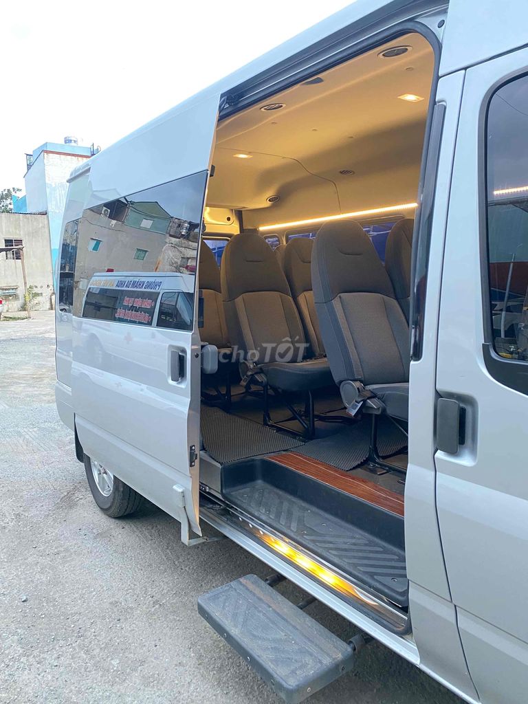 Ford Transit 2023 - Biển trắng 1 chủ . odo:47.000