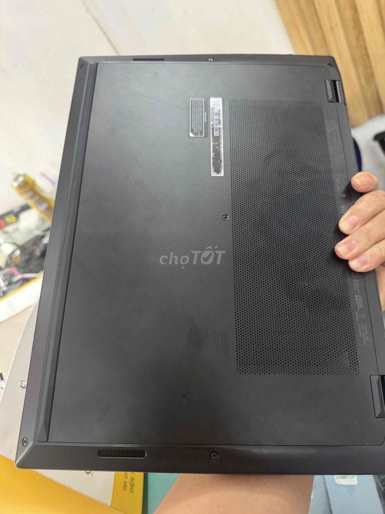 MSI Summit E16 Ai Evo Core Ultra 7 32GB/1TB. Mua bán Laptop tại Quận Đống Đa Hà Nội được đăng bởi Lê Khuyến hình 1