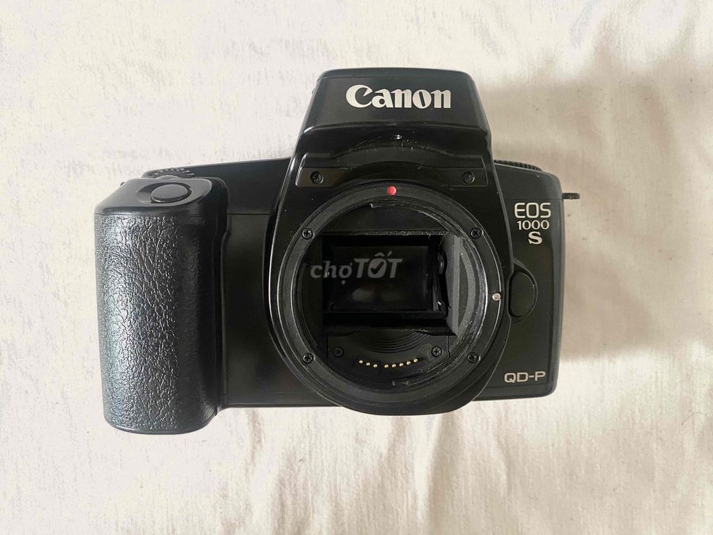 Máy ảnh film Canon EOS Đen. Mua bán Máy ảnh, Máy quay tại Quận Cẩm Lệ Đà Nẵng được đăng bởi Huỳnh Huy hình 1