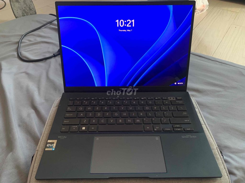 ASUS Zenbook 14 OLED i5-1340P 16GB/512GB. Mua bán Laptop tại Quận Gò Vấp Tp Hồ Chí Minh được đăng bởi Tuấn Lê hình 1
