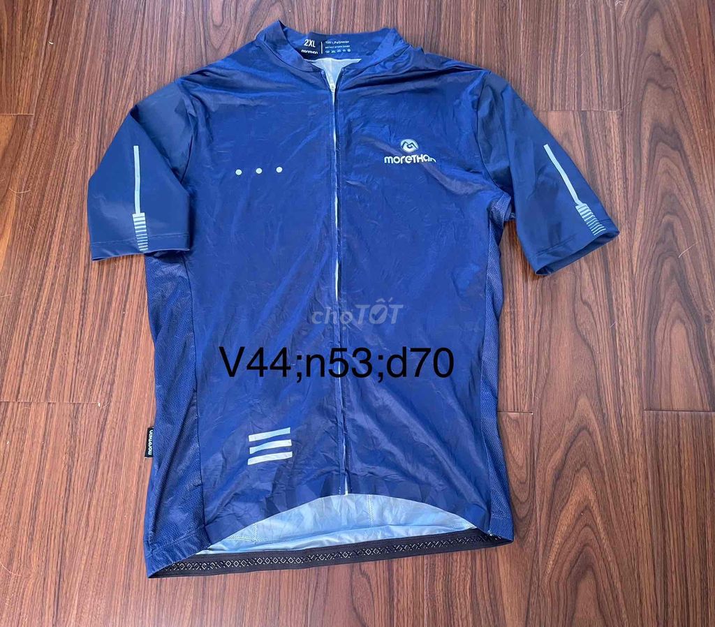 áo xe đạp size L màu xanh độ mới cao