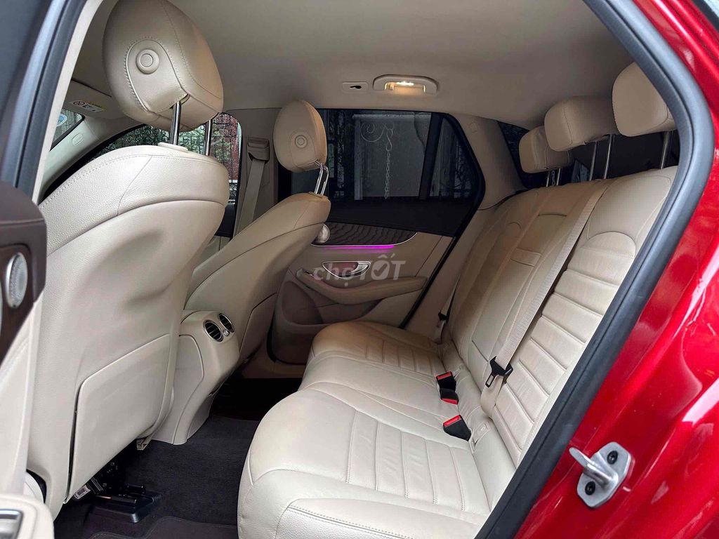 Mercedes Benz GLC 200 4 Matic 2021 - 53000 km. Mua bán Ô tô tại Quận 7 Tp Hồ Chí Minh được đăng bởi Thế Giới Xe Đức Sài Gòn hình 8