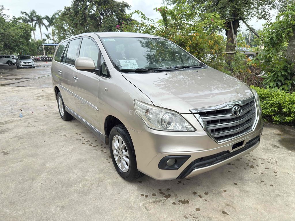 Toyota Innova E 2014 máy zin xe gia đình. Mua bán Ô tô tại Huyện An Lão Hải Phòng được đăng bởi anh hình 2