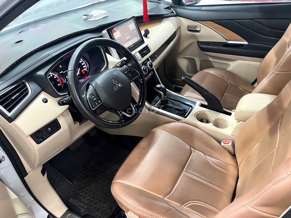 Bán xe Mitsubishi Xpander 2019 1.5 AT - 93608 km. Mua bán Ô tô tại Quận Tân Bình Tp Hồ Chí Minh được đăng bởi MITSUBISHI TRƯỜNG CHINH đại lý chính hãng hình 9