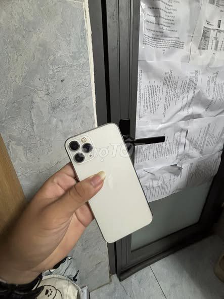 Apple iPhone 11 Pro 64GB Trắng Đã dùng. Mua bán Điện thoại tại Quận 1 Tp Hồ Chí Minh được đăng bởi Hội Đồ Điện Tử hình 1