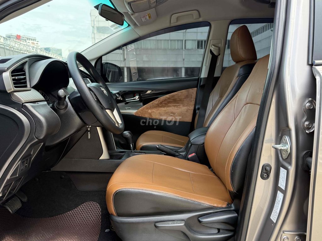Toyota Innova 2017 2.0G -7 chỗ số tự động tại hãng. Mua bán Ô tô tại Quận Bình Thạnh Tp Hồ Chí Minh được đăng bởi Công Sang hình 10