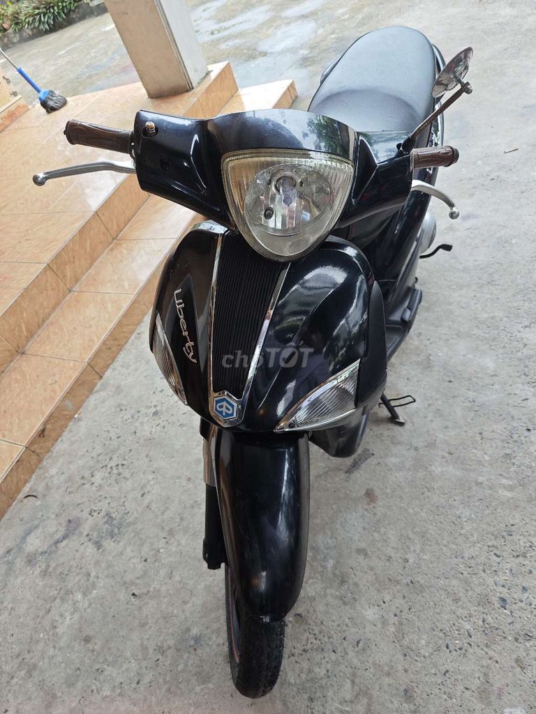 Piaggio Liberty FI 2012, 125 куб. см, мягкий черный