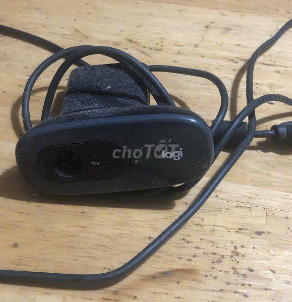 Webcam Logitech 720p USB Đen. Mua bán Phụ kiện (Màn hình, Chuột...) tại Thành phố Thủ Đức Tp Hồ Chí Minh được đăng bởi Đàm Bách hình 1