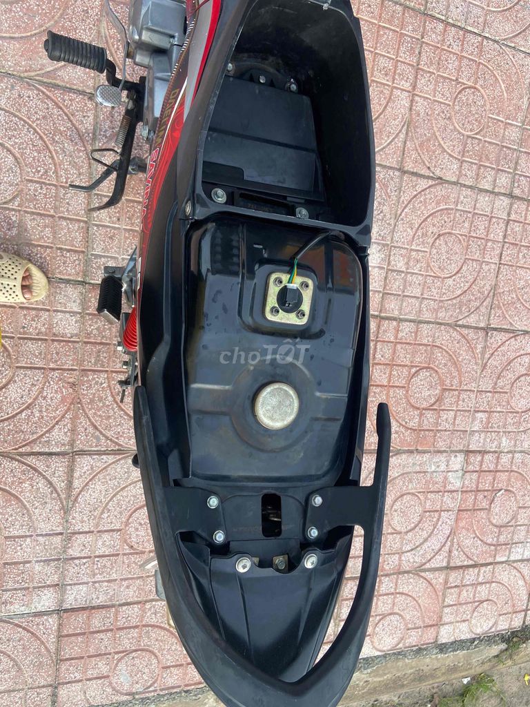 SI 50 CC SẢN XUẤT 2020 XE ĐẸP VỎ CÒN CHÍNH CHỦ. Mua bán Xe máy tại Thành phố Rạch Giá Kiên Giang được đăng bởi CHODONGNAI youtube video hình 11