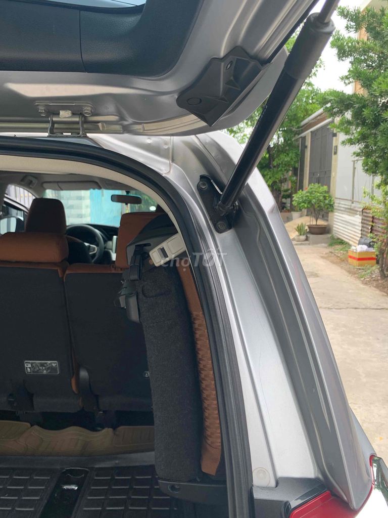 Toyota Innova 2019 2.0E Bạc. Mua bán Ô tô tại Quận 8 Tp Hồ Chí Minh được đăng bởi A Thao hình 13