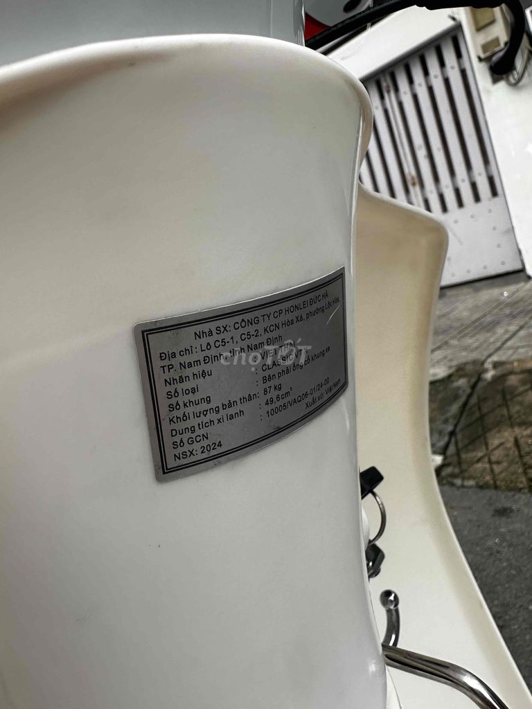 Xe 50cc đời mới xe lướt ngay chủ công chứng. Mua bán Xe máy tại Quận 7 Tp Hồ Chí Minh được đăng bởi Chuyên bán xe đẹp zin keng 9 chủ hình 9