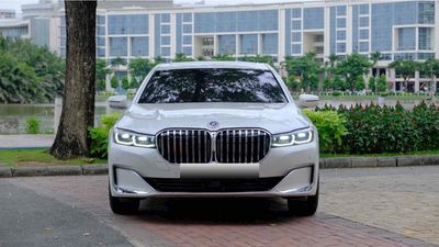 BMW 740i PE 2020 Trắng 20.000 km. Mua bán Ô tô tại Quận 7 Tp Hồ Chí Minh được đăng bởi Hoàng Trung