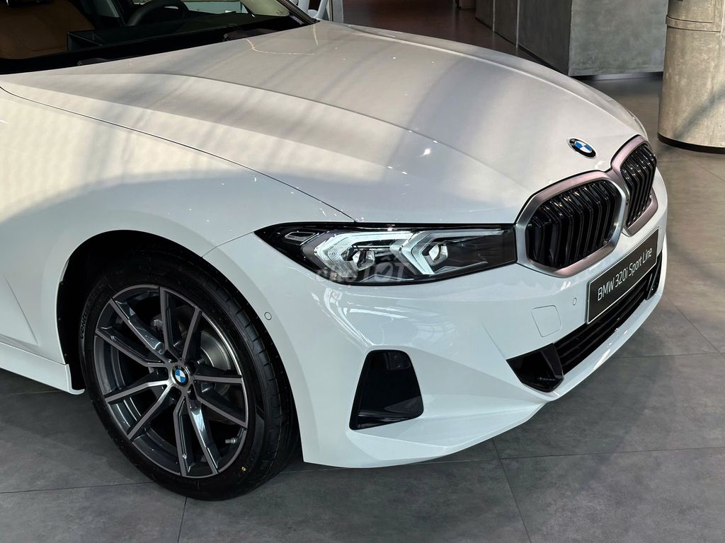 BMW 320I 2025 photo 3