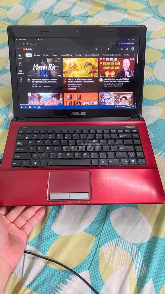 Laptop Asus 14inch màn đẹp ngoại hình còn khá