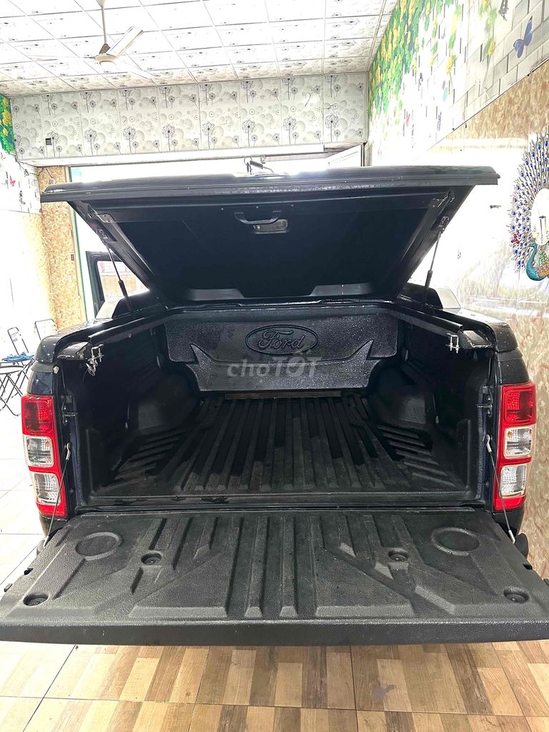 Ford Ranger 2020 XLS 2.2L 42000km. Mua bán Ô tô tại Thành phố Thuận An Bình Dương được đăng bởi Đạt Cầm Đồ hình 8
