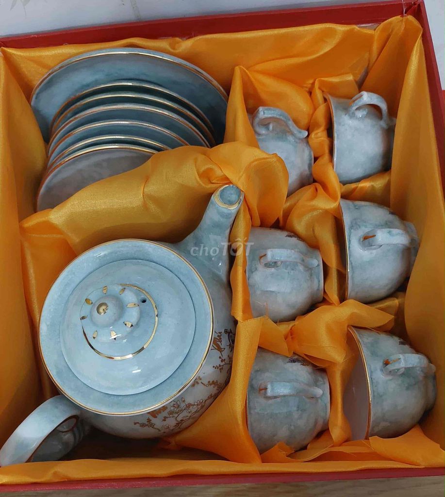 Bộ ấm trà Gốm sứ Xanh ngọc Phượng hoàng. Mua bán Dụng cụ nhà bếp tại Huyện Bình Chánh Tp Hồ Chí Minh được đăng bởi nhân hình 1
