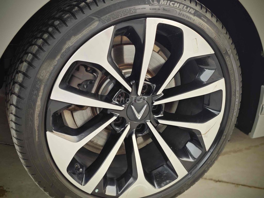 VinFast Lux A2.0 2020 - 105000 km. Mua bán Ô tô tại Quận Kiến An Hải Phòng được đăng bởi Đông Anh hình 8