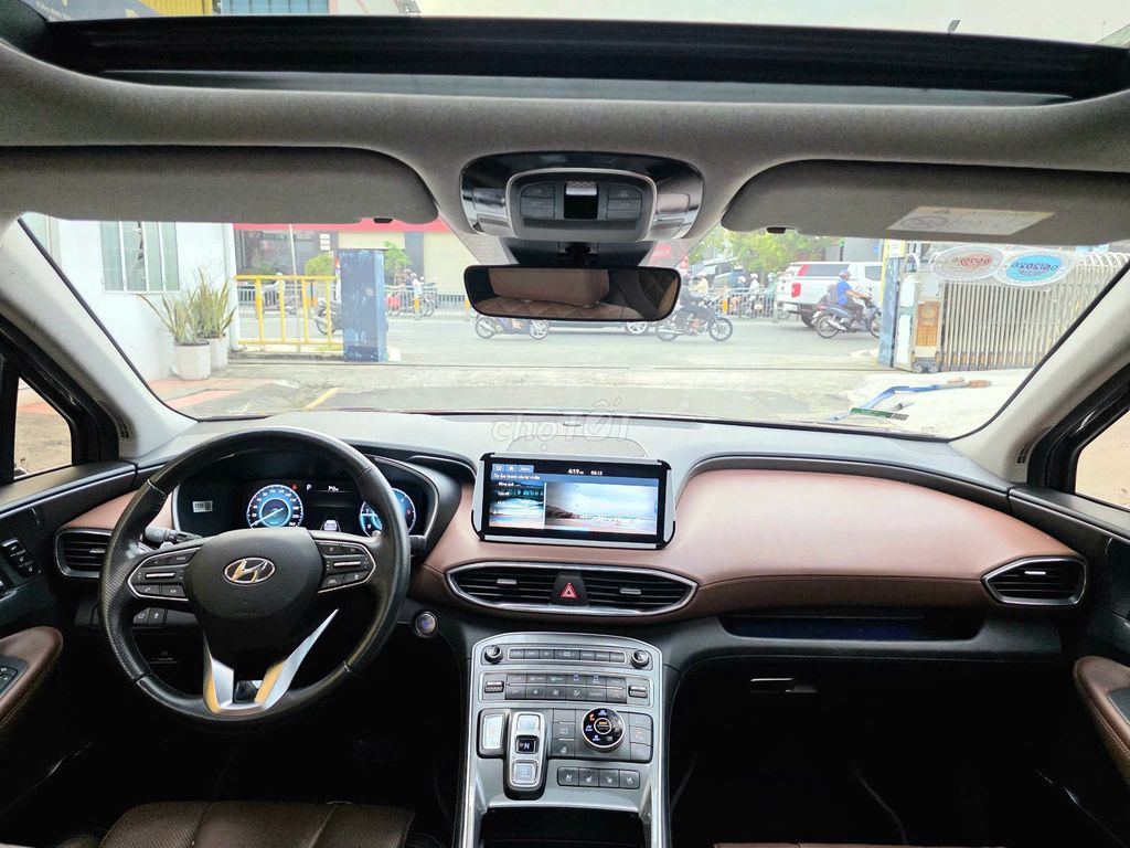 Hyundai Santafe Premium 2023 дизель 11 000 км