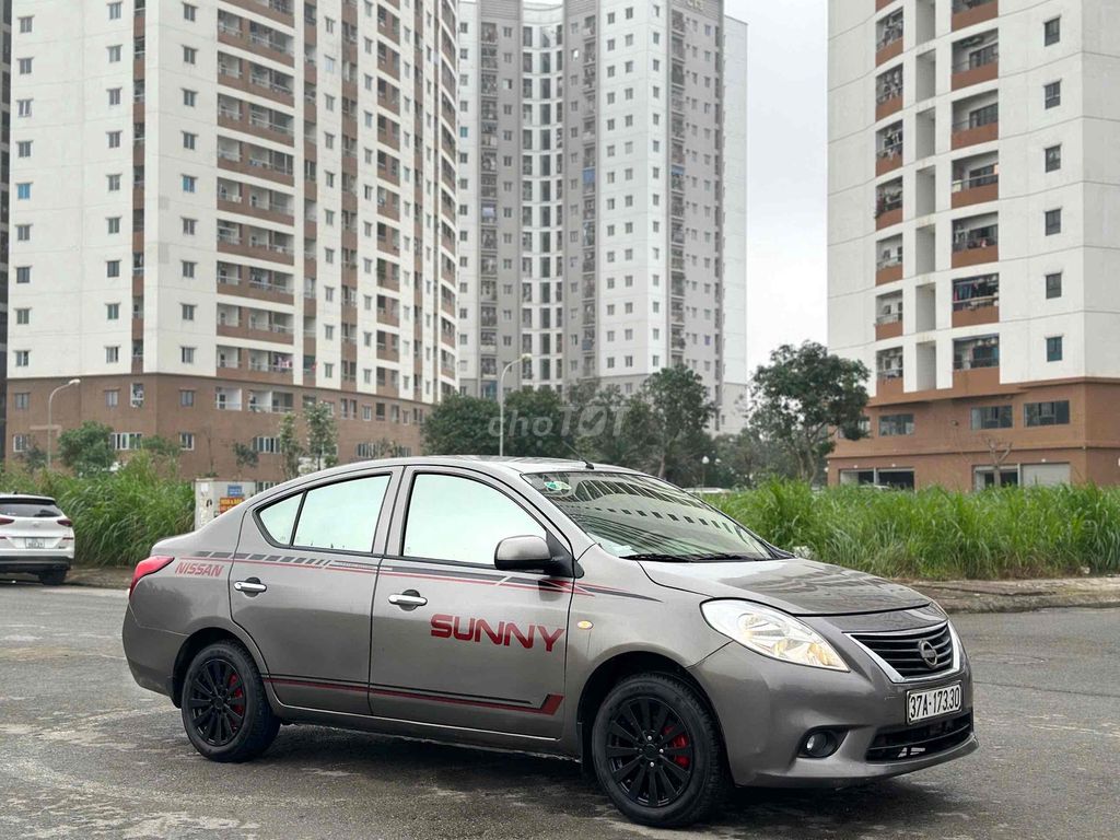 Nissan Sunny 2013 bản đủ. Mua bán Ô tô tại Quận Hà Đông Hà Nội được đăng bởi Ánh Minh hình 2