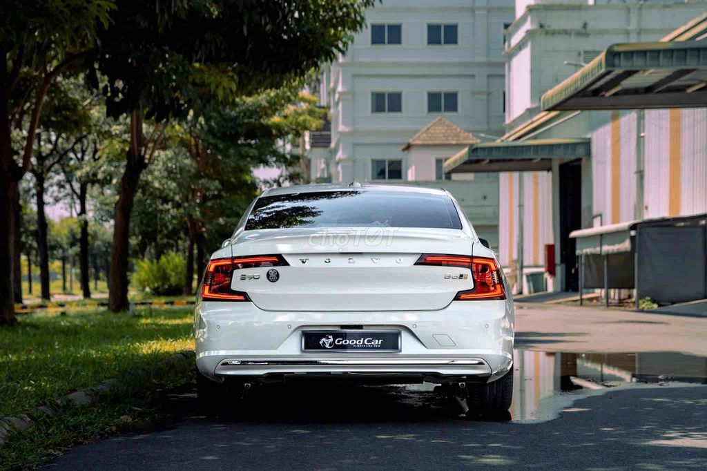 Volvo S90 2022 LWB Ultimate B6 AWD - Bank 90%. Mua bán Ô tô tại Quận 7 Tp Hồ Chí Minh được đăng bởi PHÁT ĐẠT LUXURY CAR hình 12