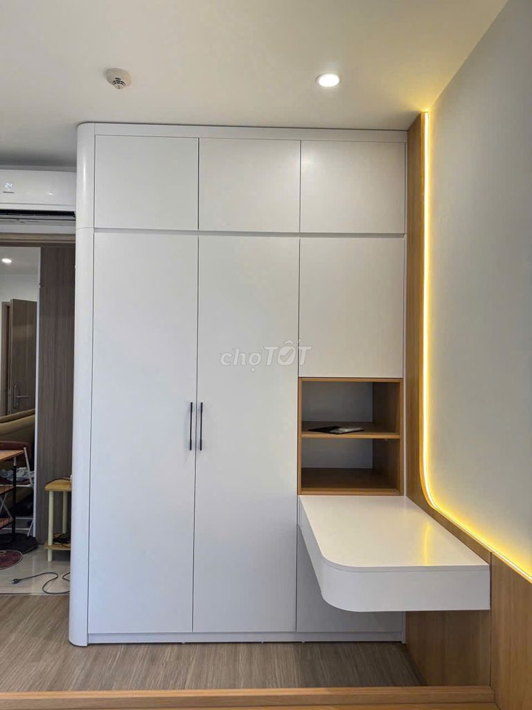 Студия Sapphire Vinhomes Ocean Park с базовой мебелью
