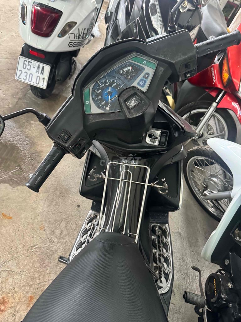 Honda. Mua bán Xe máy tại Quận Bình Thuỷ Cần Thơ được đăng bởi CỬA HÀNG XE MÁY VŨ Fi hình 4