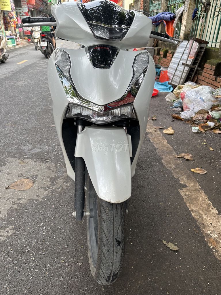 sh 160i 2023. Mua bán Xe máy tại Huyện Thanh Oai Hà Nội được đăng bởi nguyễn đình tú hình 1