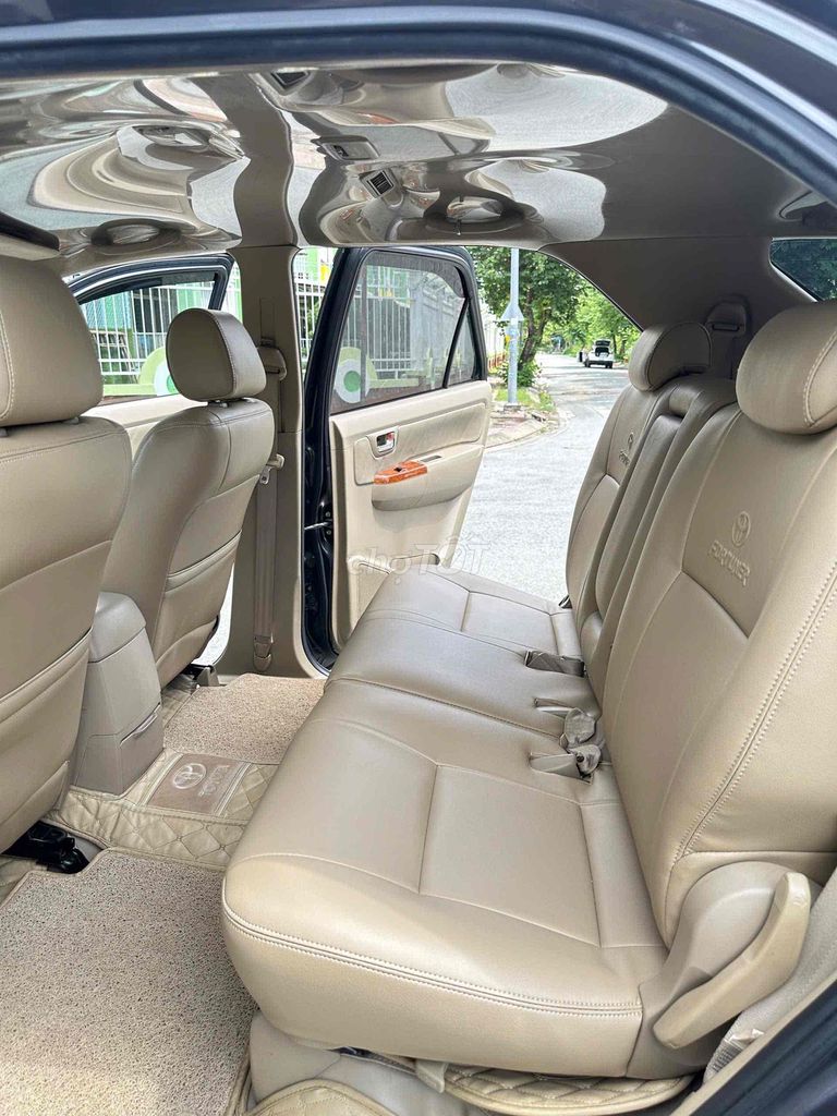 Toyota Fortuner 2010 2.7V 4x4 AT -. Mua bán Ô tô tại Quận 1 Tp Hồ Chí Minh được đăng bởi AUTO 380 hình 10