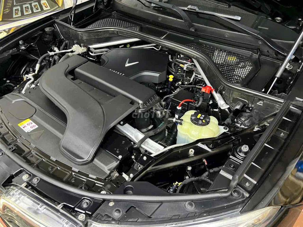 Vinfast Lux Sa2.0 2020 photo 5