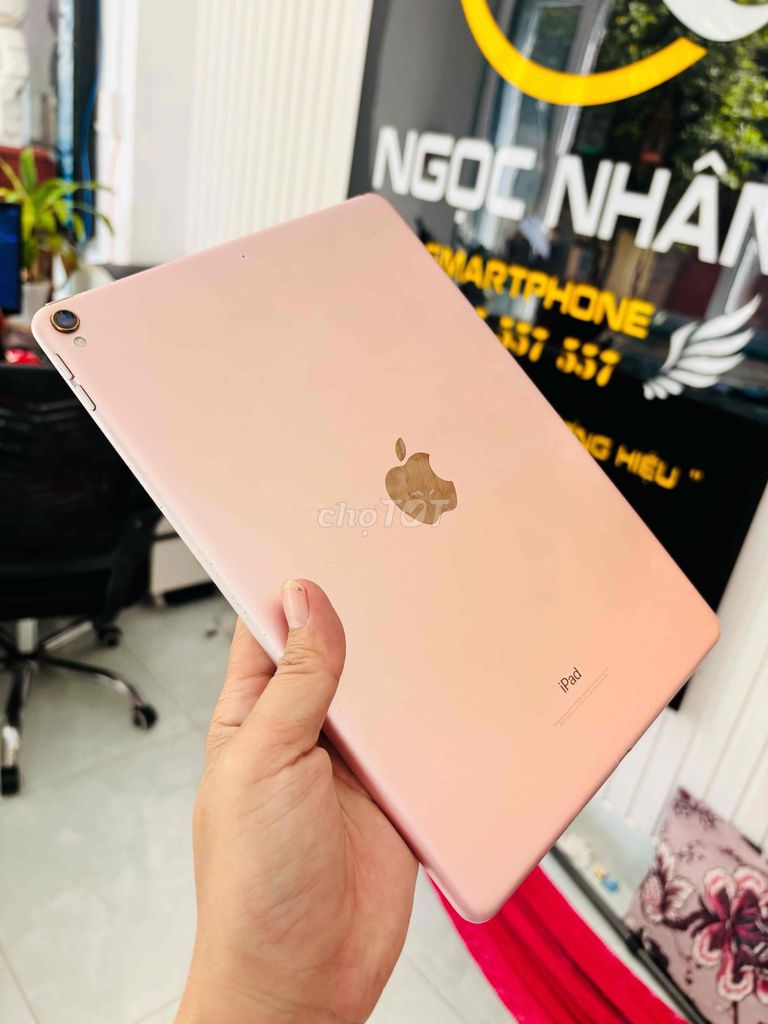 ipad pro 10.5 inch 64G wifi máy Qte zin đẹp keng