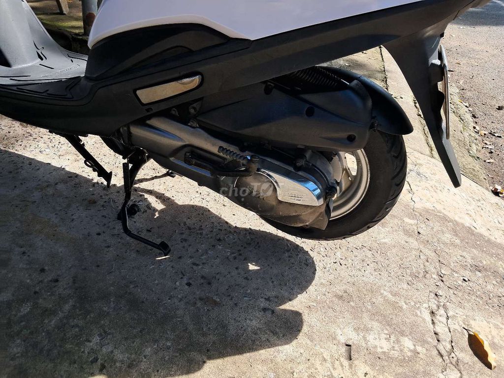 Attila Đĩa Bay..Sạch đẹp cực êm..bs 72E1. Mua bán Xe máy tại Huyện Đất Đỏ Bà Rịa - Vũng Tàu được đăng bởi Trường hình 3