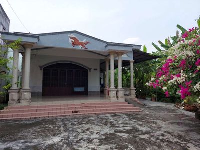 Bán nhà đất cặp hẻm xí nghiệp Dược Phẩm Cửu Long. Mua bán nhà ở tại Thành phố Vĩnh Long Vĩnh Long được đăng bởi Hùng