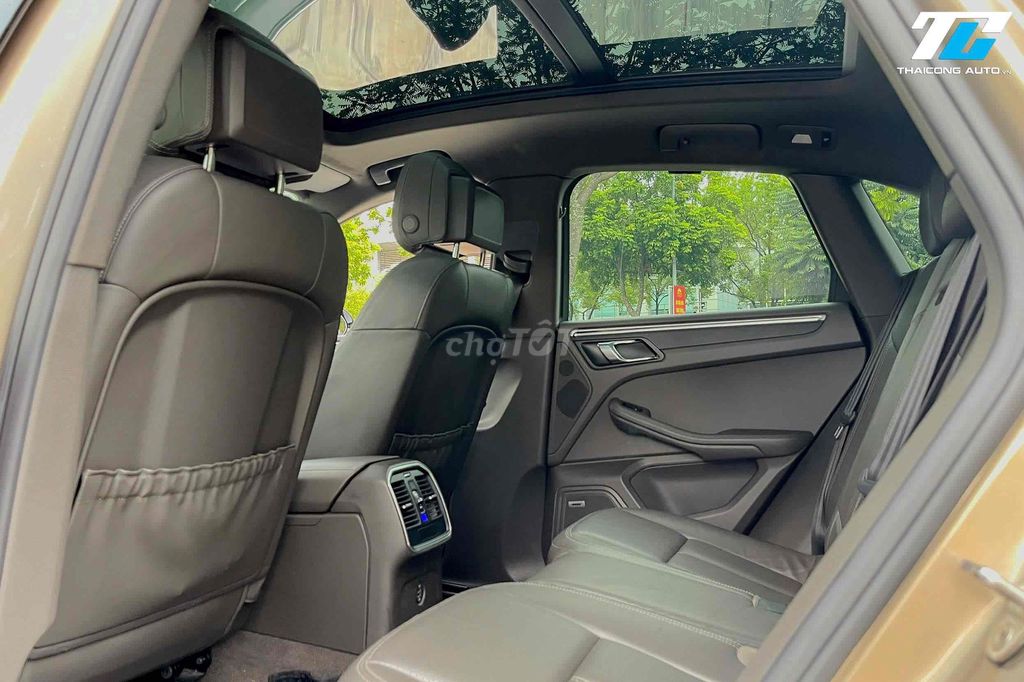 Porsche Macan 2018 đi 52k km wrap trắng up form. Mua bán Ô tô tại Quận Gò Vấp Tp Hồ Chí Minh được đăng bởi Kính Đặng Ô Tô Lướt hình 14