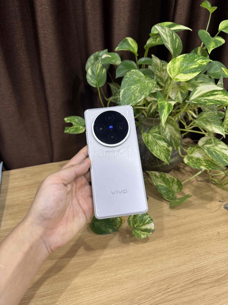 Vivo X100s 12/256 CÓ TRẢ GÓP - COD. Mua bán Điện thoại tại Quận Hoàng Mai Hà Nội được đăng bởi Gia Vinh hình 1