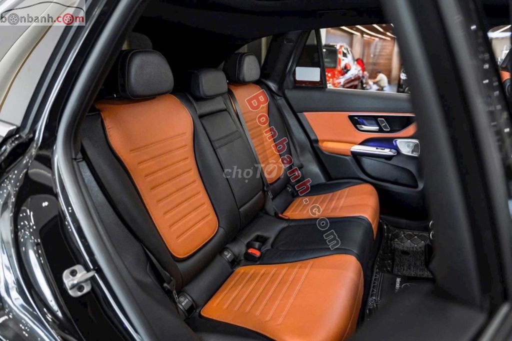 Mercedes Benz GLC 300 4Matic 2023 - 2 Tỷ 399 Triệu. Mua bán Ô tô tại Quận 7 Tp Hồ Chí Minh được đăng bởi Nguyễn Xuân Phúc hình 7