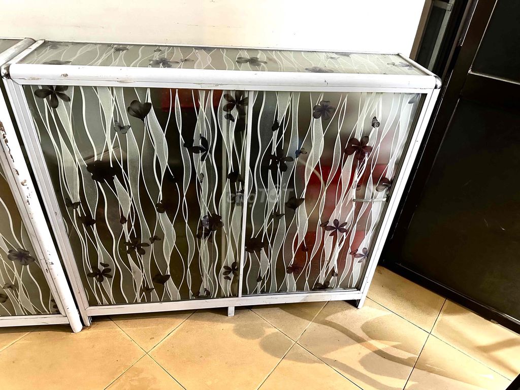 Tủ nhôm kính trắng 115x29x100cm. Mua bán Tủ, kệ gia đình tại Quận Thanh Xuân Hà Nội được đăng bởi Mibu hình 1