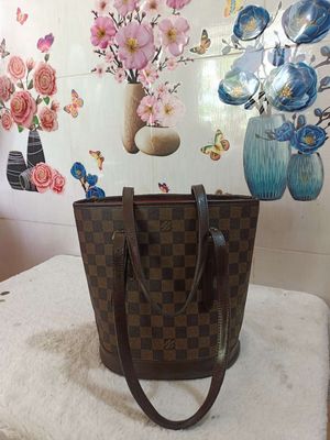 Túi vintage dáng xô Eo Vì 🌺.... Mua bán Túi xách tại Huyện Cai Lậy Tiền Giang được đăng bởi Phạm Ánh thanh lý hàng hiệu